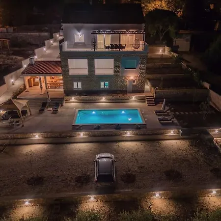 别墅 Silvana 比利切