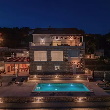 Silvana Villa