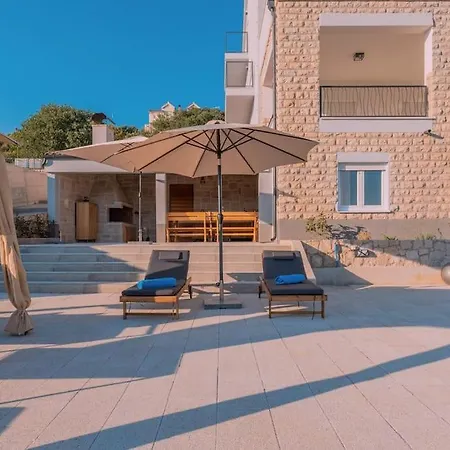 Silvana Villa