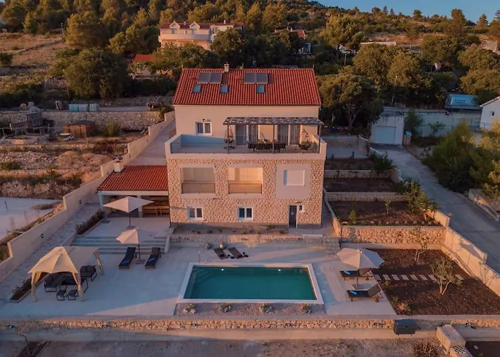 Silvana Villa Bilice